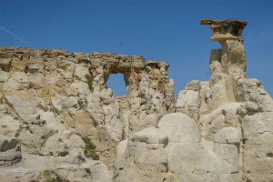 Hole in the Wall rock formation